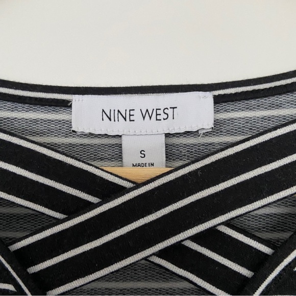 NINE WEST BLACK/WHITE STRIPED DOLMAN TSHIRT W/ CRISSCROSS NECKLINE DETAIL, S - Picture 5 of 8